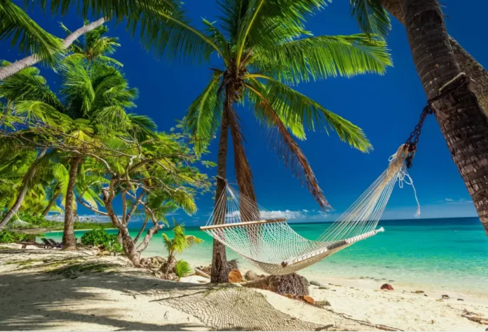 Cele mai renumite 10 plaje ale planetei - locuri de vis pentru concedii de neuitat